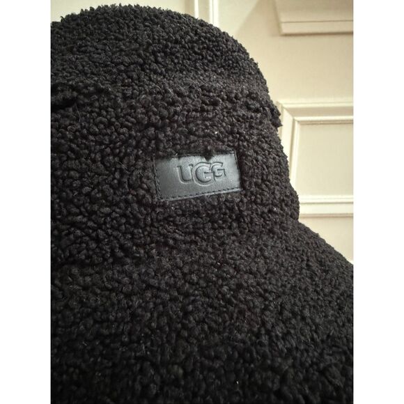 UGG Black Bucket Hat Teddy Bear Sherpa Unisex L XL main image 6